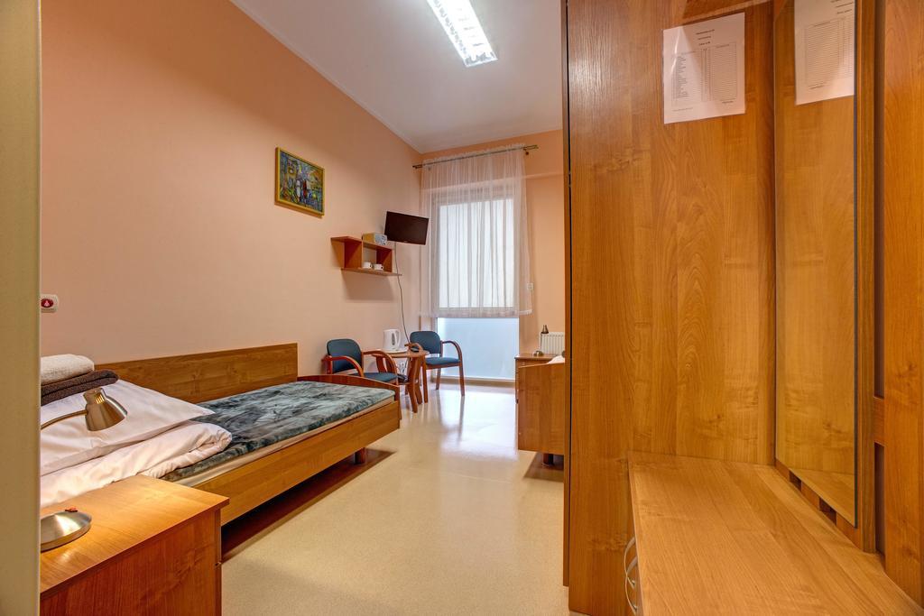 Hotel Sanatorium Uzdrowiskowe Nr IV Iwonicz-Zdrój Exteriér fotografie